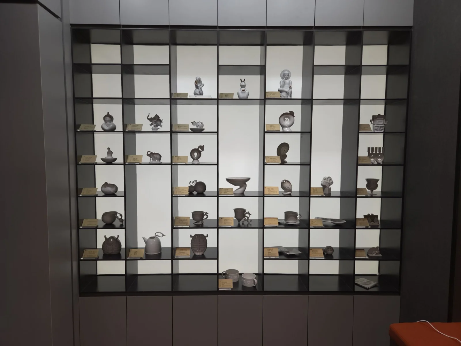 八方新氣福華飯店展廳｜留白之間